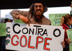 São Paulo - Ato organizado pela Frente Brasil Popular contra governo de Michel Temer na Avenida Paulista, região central (Rovena Rosa/Agência Brasil)