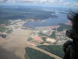 Nicht nur Bergbau, auch Staudämme würde die PL 191 in indigenen Territorien erlauben. Hier: Belo Monte, Foto: christian russau [2016]